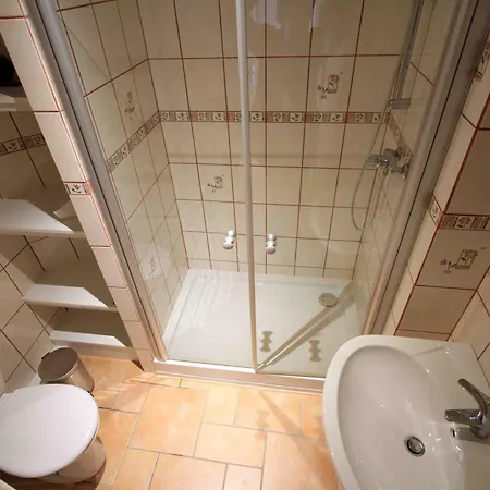 La Roche Du Rain