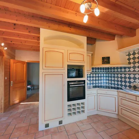 Chalet La Roche Du Rain *
