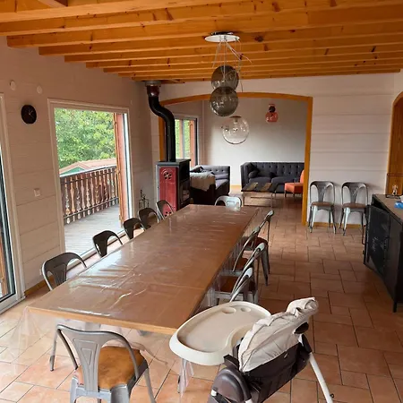 Chalet Vue 5 Min A Pied Du Centre Jacuzzi Jardin