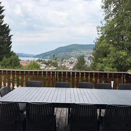 Vue 5 Min A Pied Du Centre Jacuzzi Jardin Chalet Gérardmer