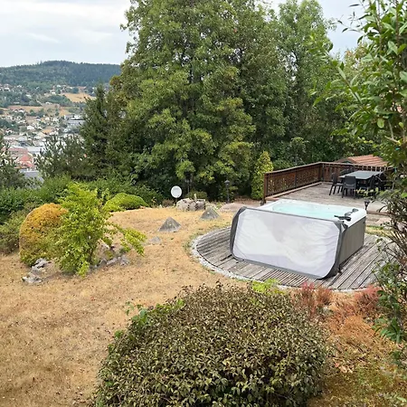 Vue 5 Min A Pied Du Centre Jacuzzi Jardin Chalet *